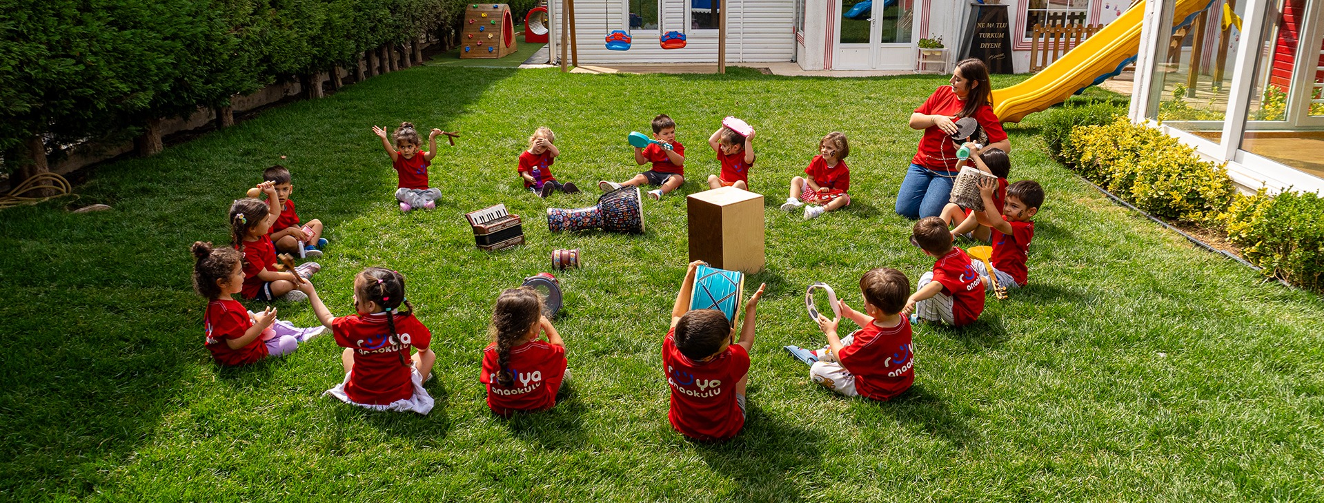 Rüya Preschool müzik etkinliği